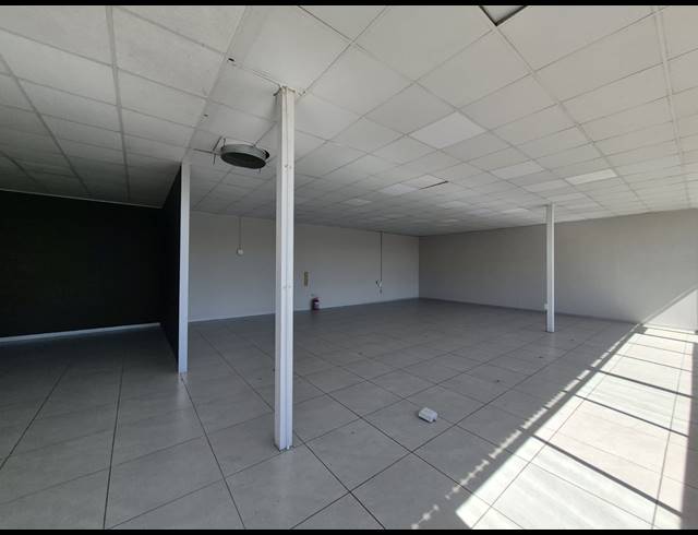 145M² RETAIL TO LET IN BIRNAM
